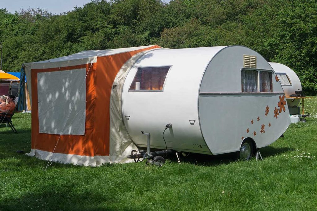 Wohnwagen Würdig 301